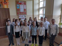 szkola_do_hymnu_031
