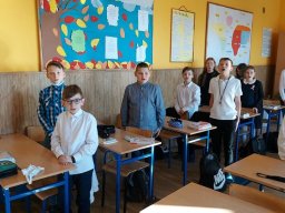 szkola_do_hymnu_042