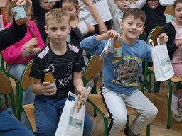 pszczola_bohater_035