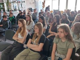 w_majestacie_korony_006