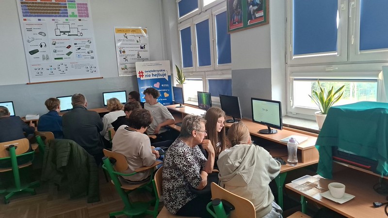 Szkoła Międzypokoleniowa – uczniowie w roli mentorów